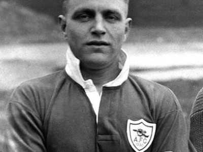 3) Eddie Hapgood - Inghilterra (anni 30)